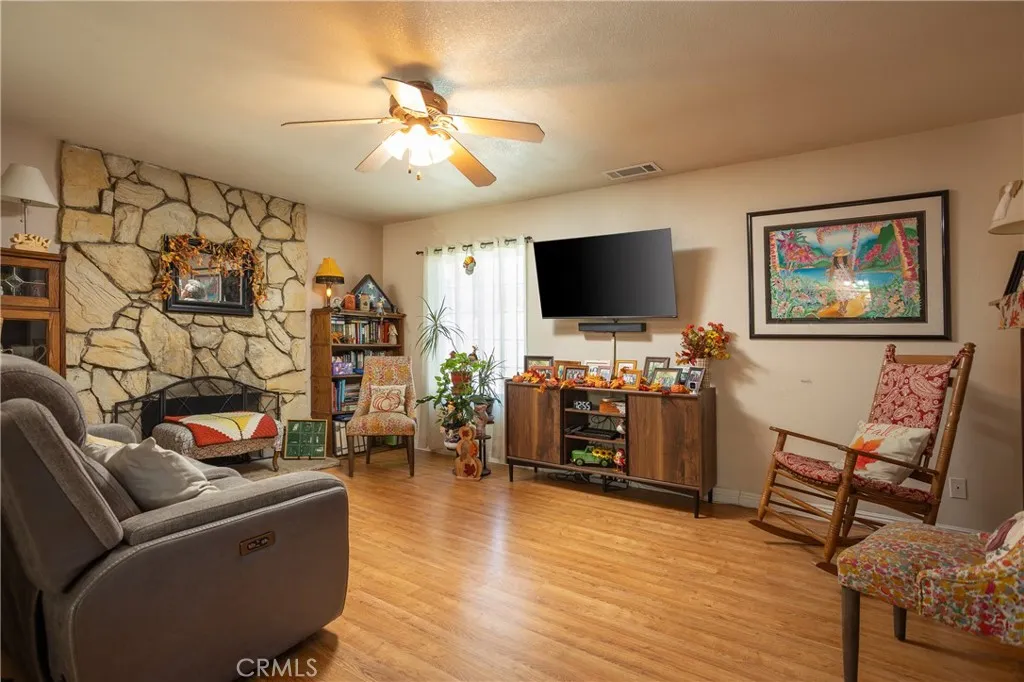 26699 Jackie Drive, Hemet, California 92544 home-pic-9